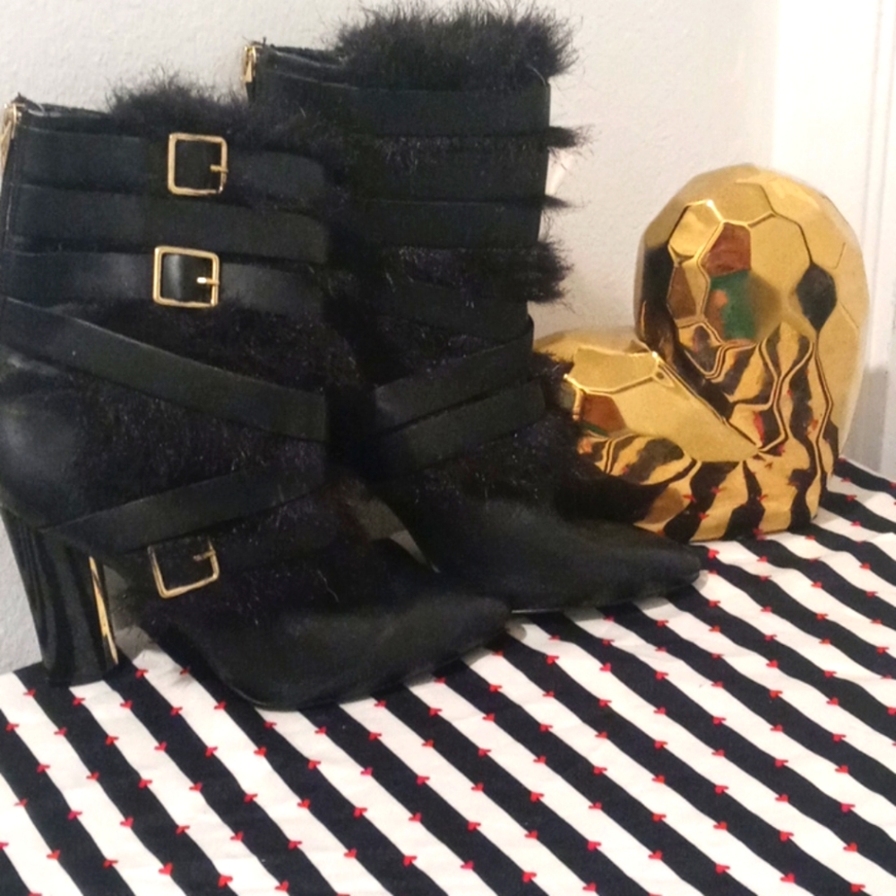 Calvin Klein Black Boots Like New